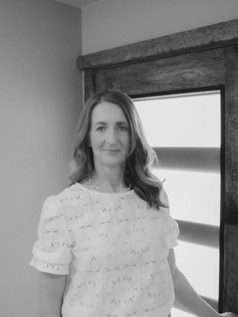 Anna Peters Profile Image