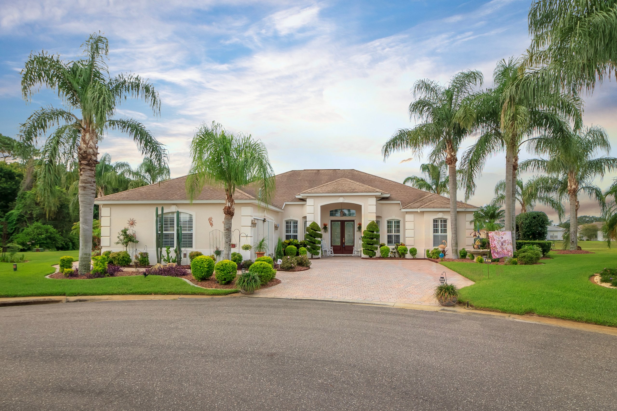 What is my home worth? Background Image