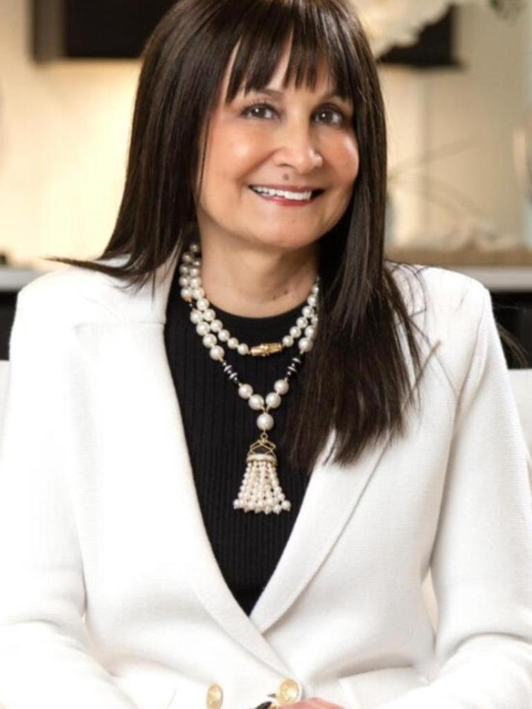 Leslie Young Profile Photo