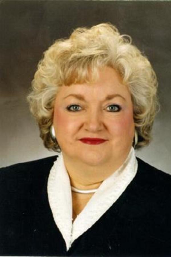 Rose Brogli Profile Photo