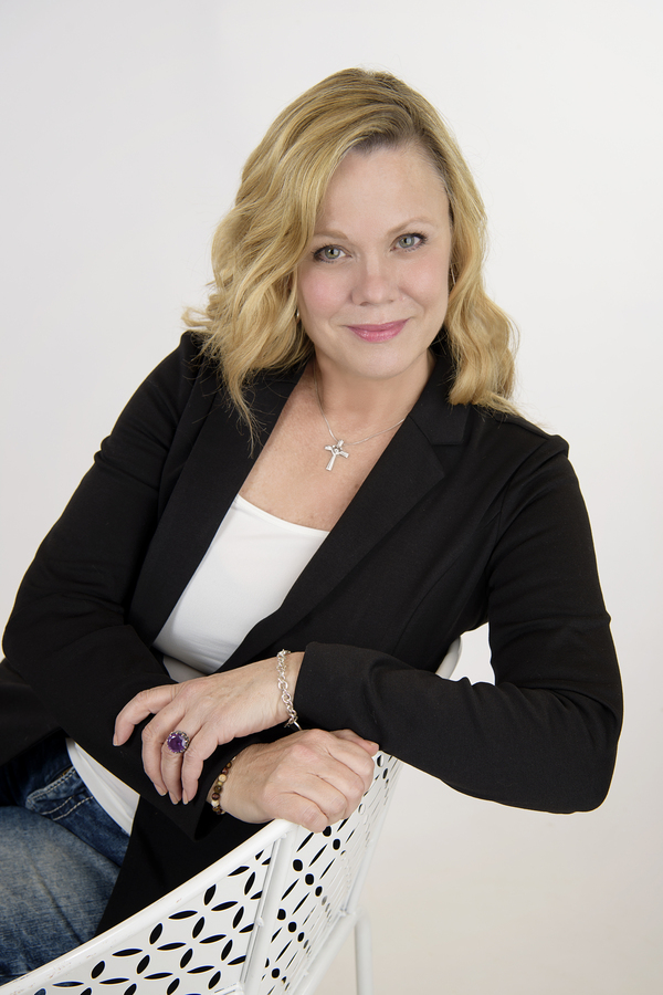 MEET Maryalyce Summers Image