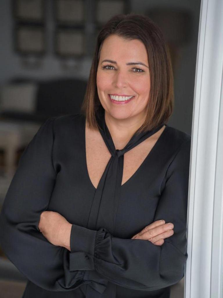 Nicolette Lewis Profile Photo