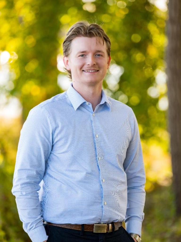 Zach Zeutzius Profile Photo