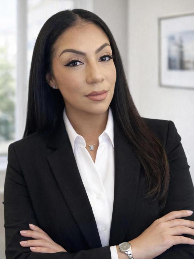 MEET Amanda Cruz Image