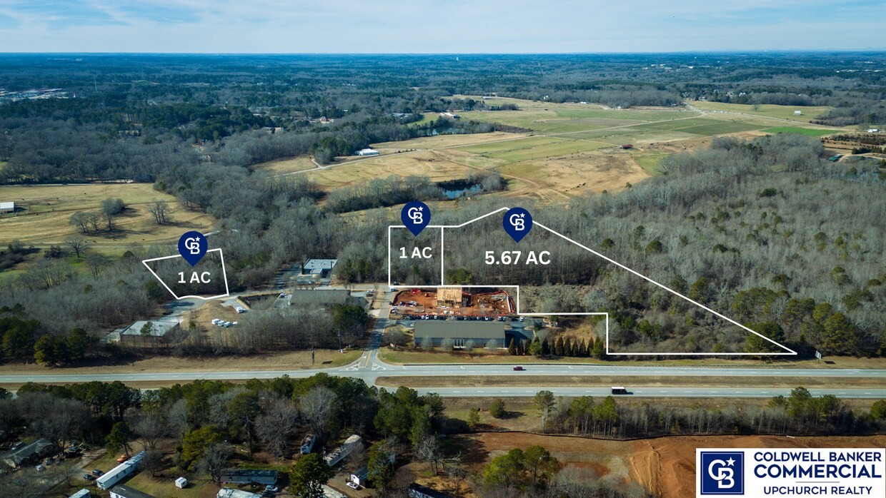 2180 Veterans Memorial Parkway Property Photo 1