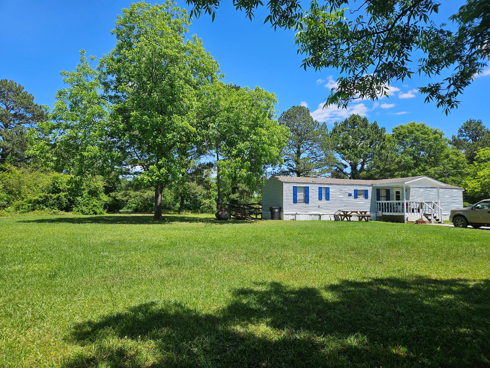 1290 Crawfordville Road Picture