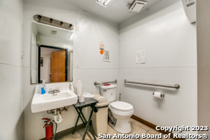 4006 Sw Military Dr Property Photo 10