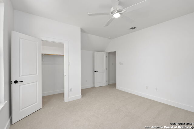 409 Constance Dr Property Photo 5