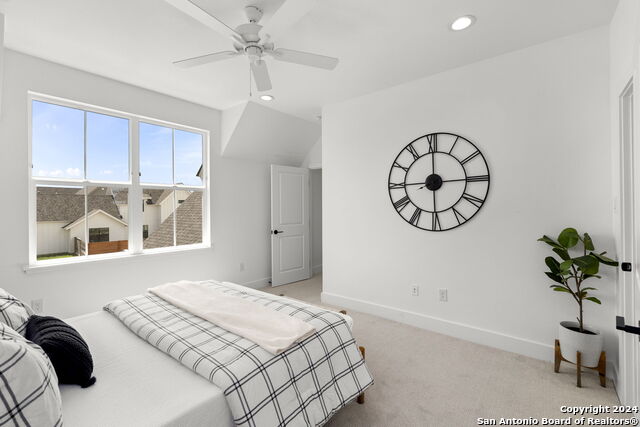 409 Constance Dr Property Photo 11
