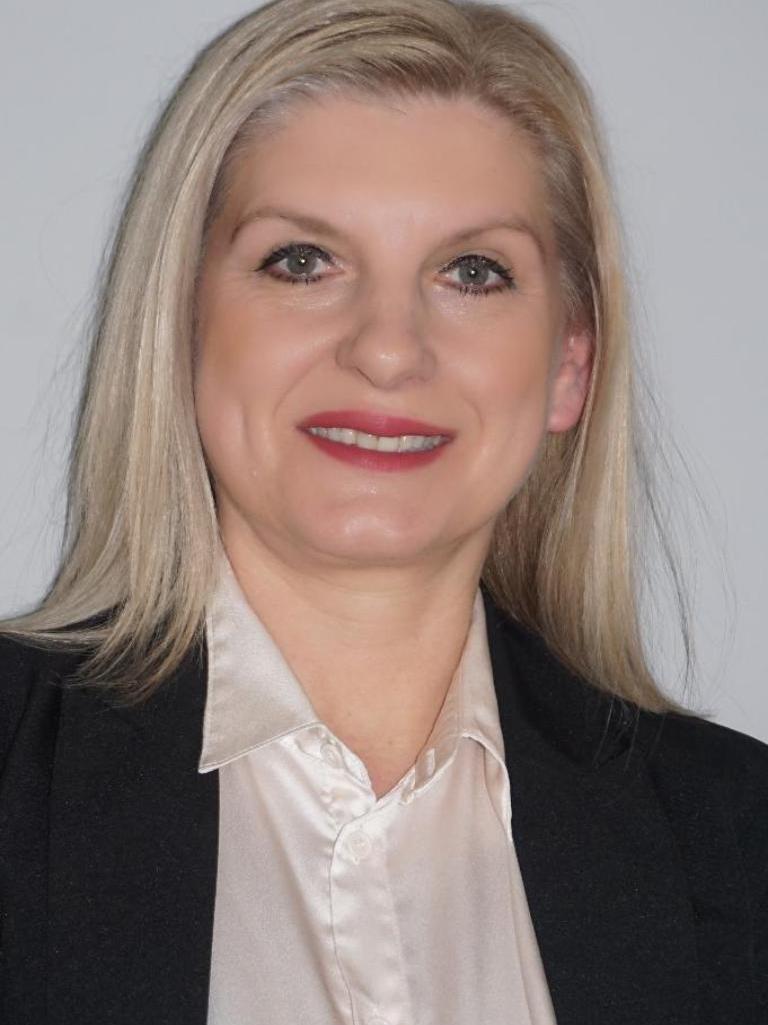 Bozena Strzesak Profile Image