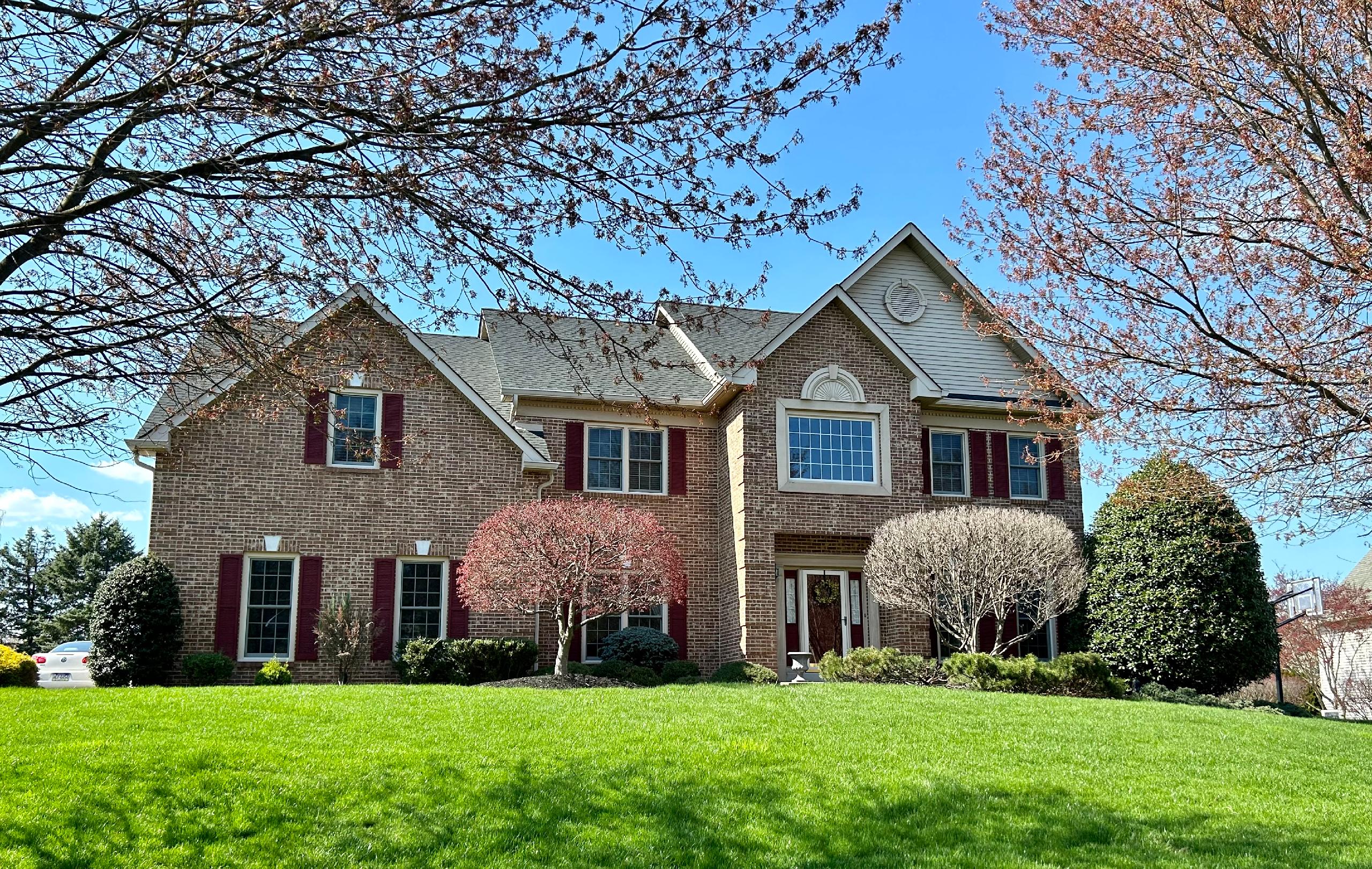 What is my home worth? Background Image
