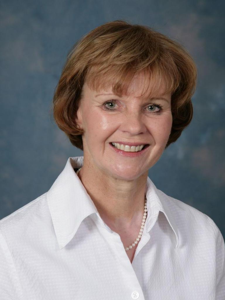 Eileen Ryan Profile Image