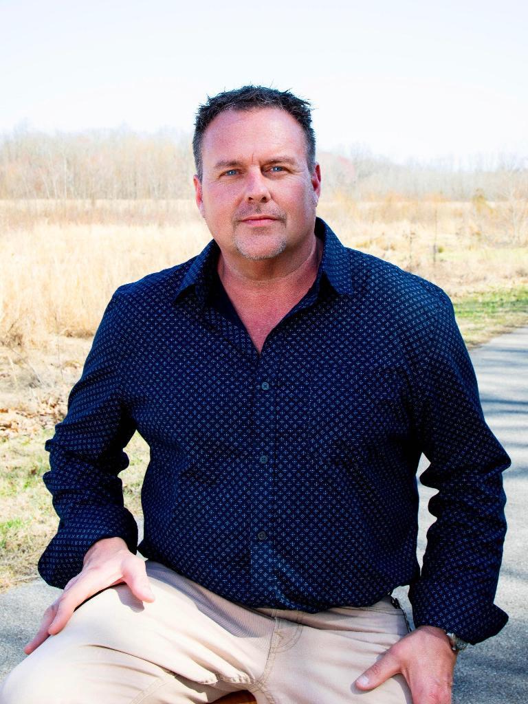 Clint Graves Profile Image