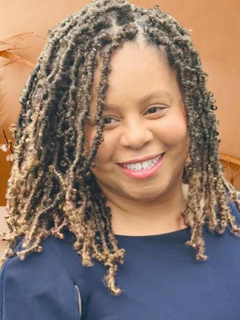 Raquel Long Profile Photo