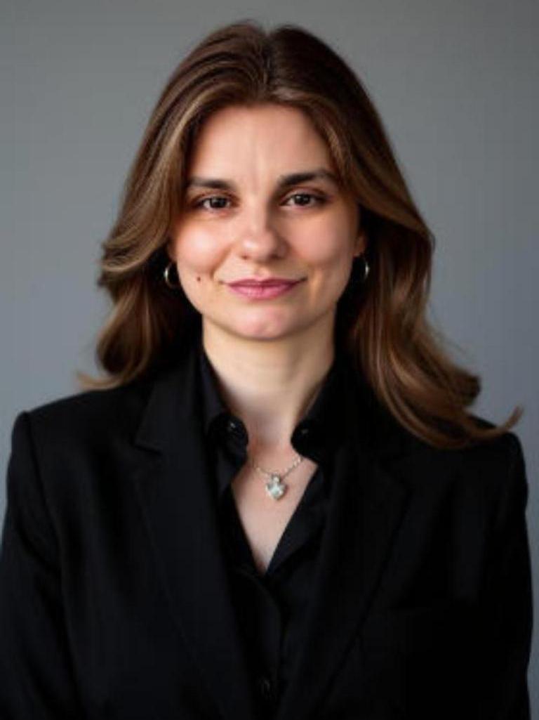 Rosa Oroshaj Profile Photo