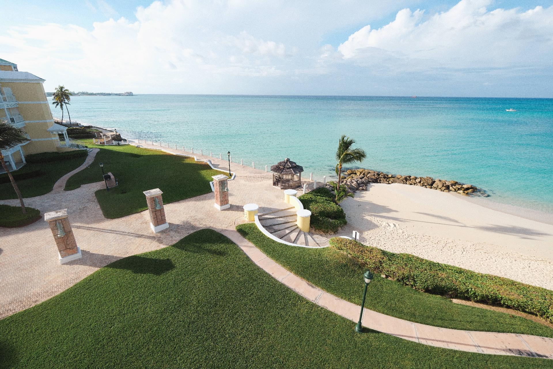Why the Bahamas Is Becoming the New Florida for Canadian Snowbirds Picture