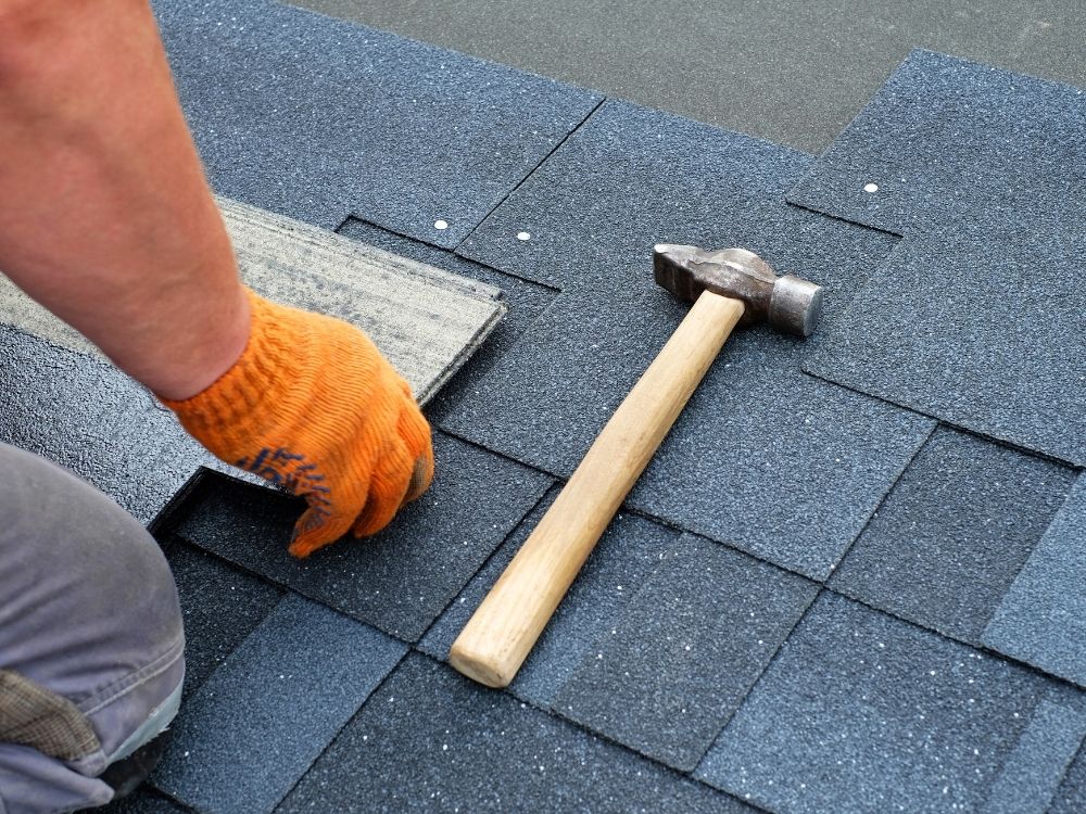 Choosing the Best Materials to Roof Your Home Main Photo