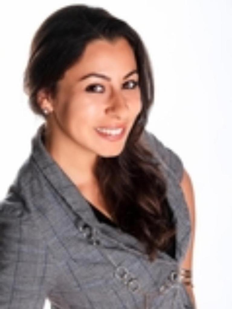 Mylene Khairy Courtier Immobilier inc Profile Photo
