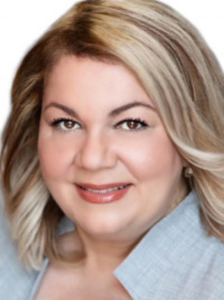 Niki Tsakistaras Profile Photo