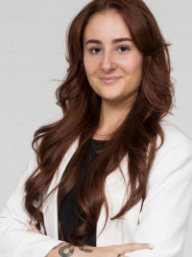 Laurie Therrien Profile Photo