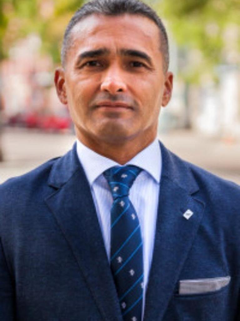 Alberto Carmona