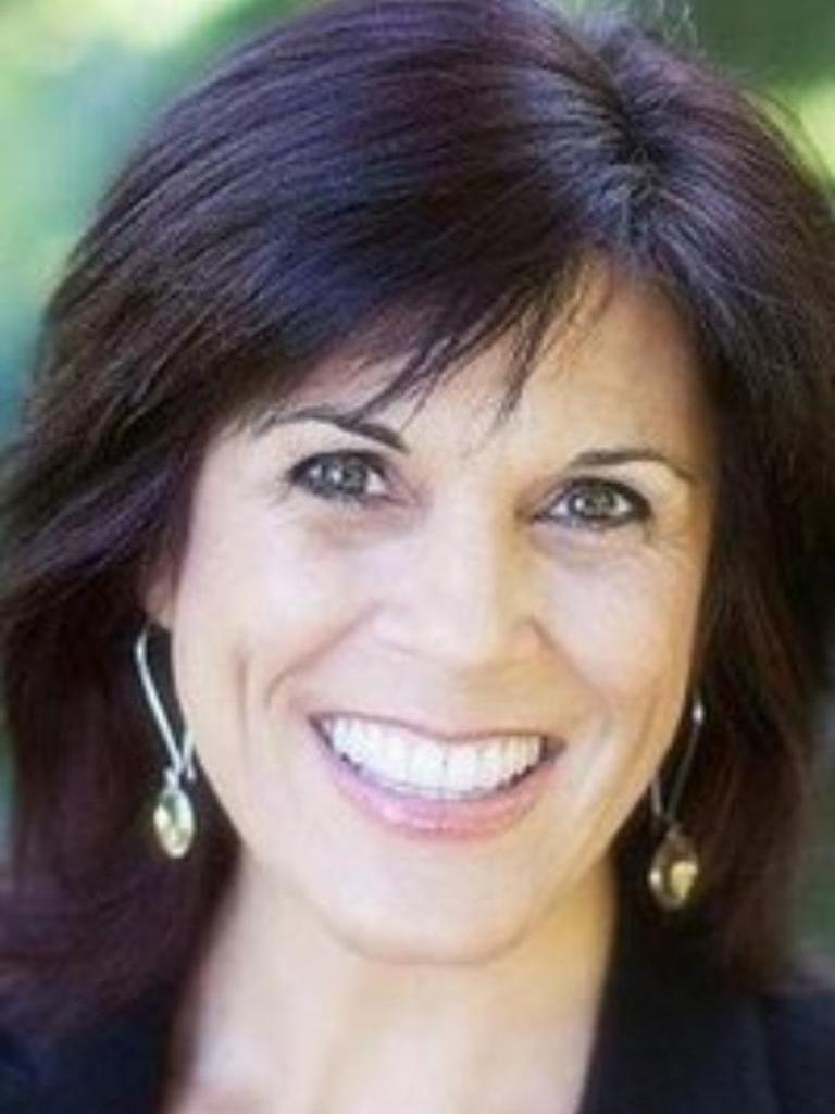 Kim Mullan