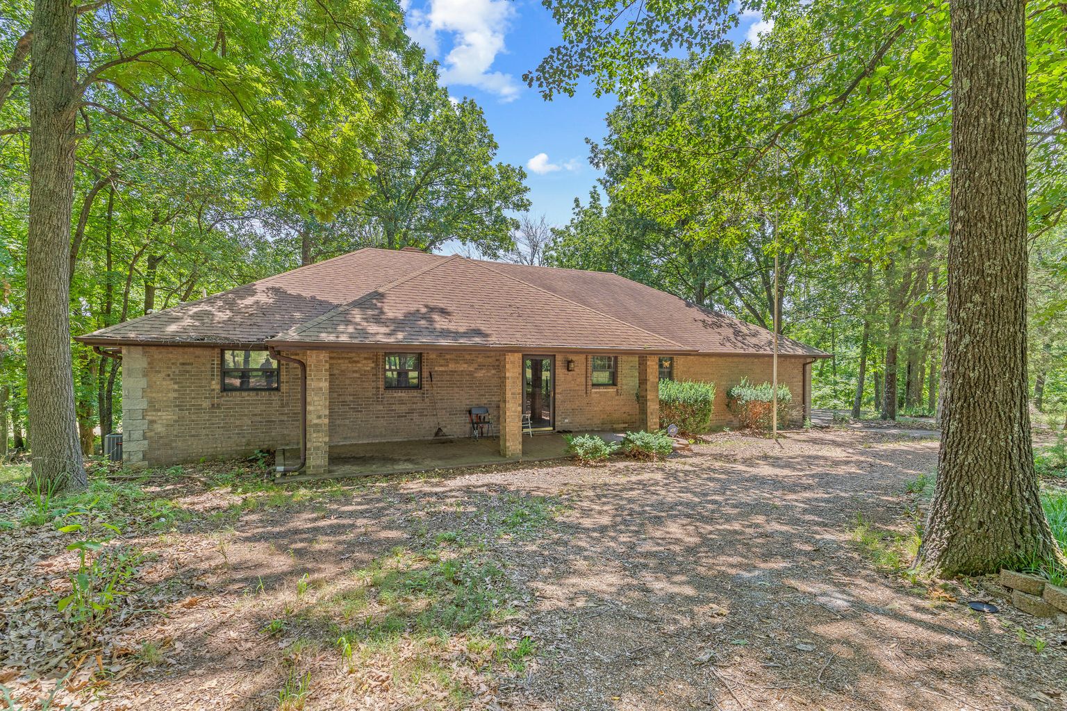 Springfield Real Estate Lifestyle Photo 05