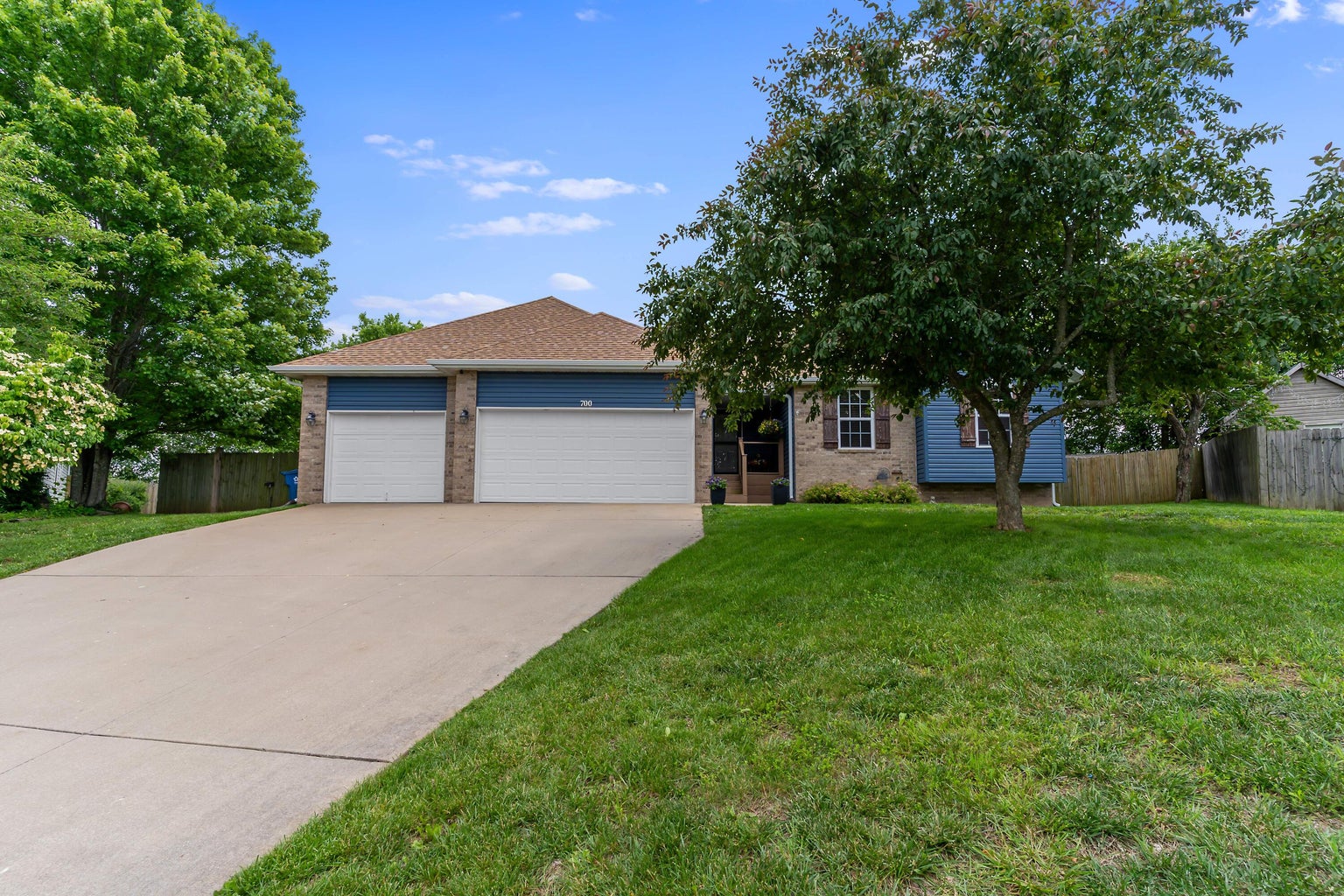 Springfield Real Estate Lifestyle Photo 03