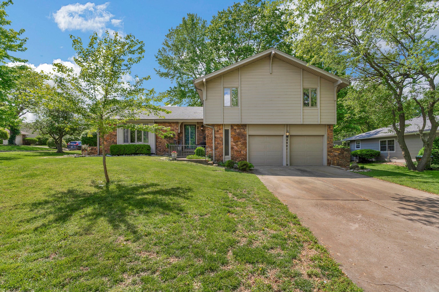 Springfield Real Estate Lifestyle Photo 04
