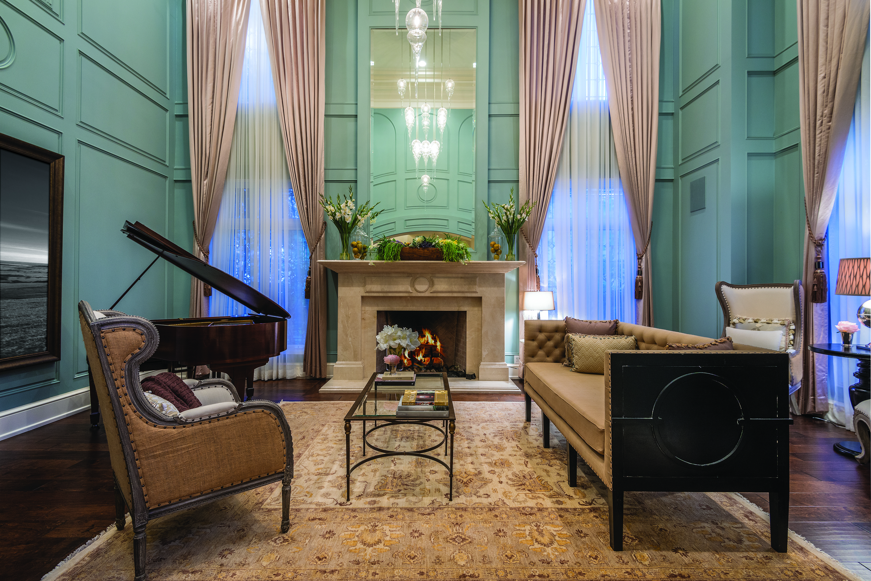 Coldwell Banker Knows Luxury Main Photo