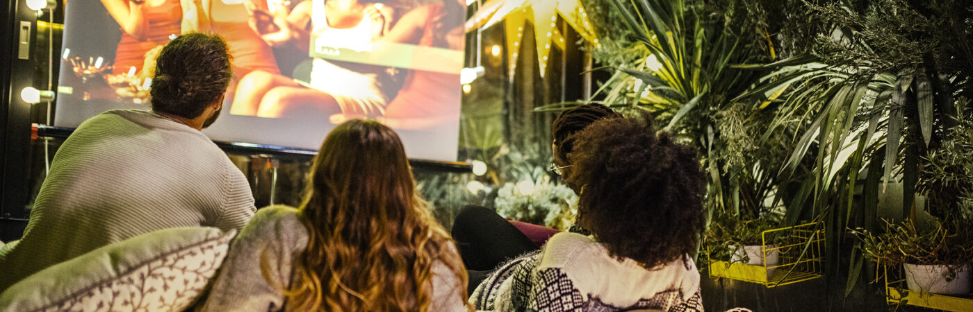 Five Tips for an Awesome Outdoor Movie Night Picture