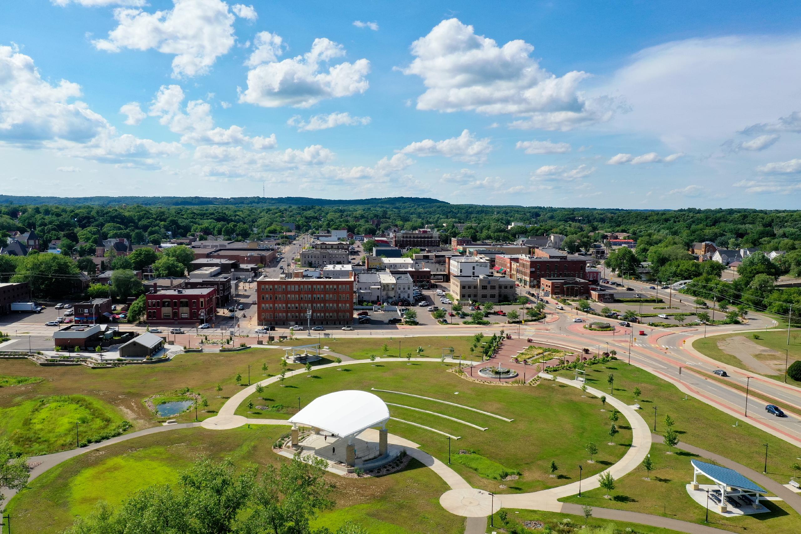 Eau Claire Real Estate Lifestyle Photo 06