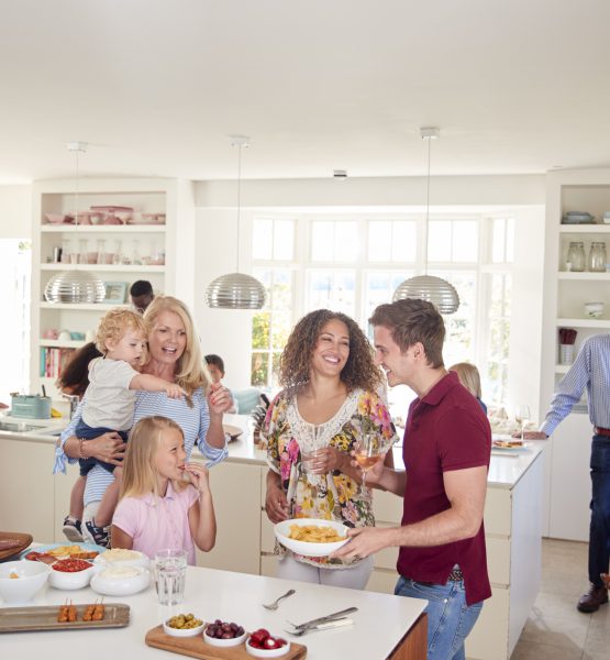 Top Tips for Homeowners Who Like to Entertain Main Photo