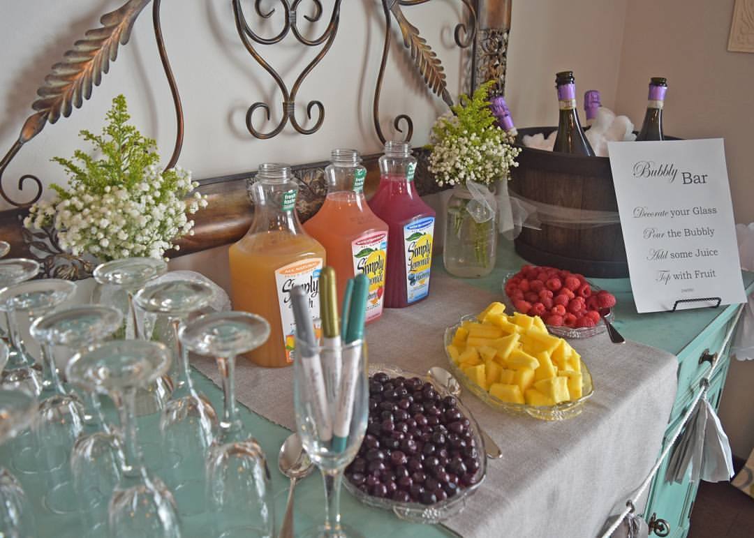 Creating a Beautiful Backyard Summer Party Main Photo