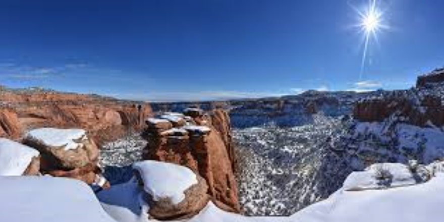Hike Colorado National Monument Main Photo