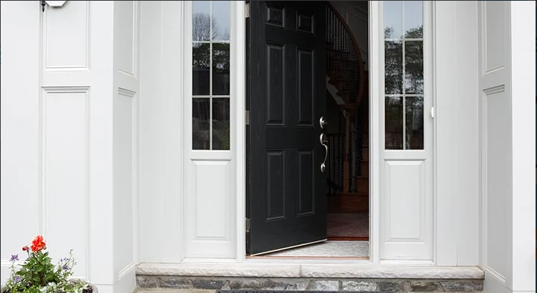 Don’t Tackle Selling Your Home on Your Own – an Agent Can Help Main Photo