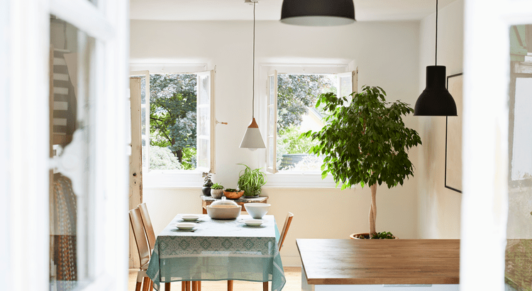 Thinking about an Adjustable-Rate Mortgage? Read This First. Main Photo