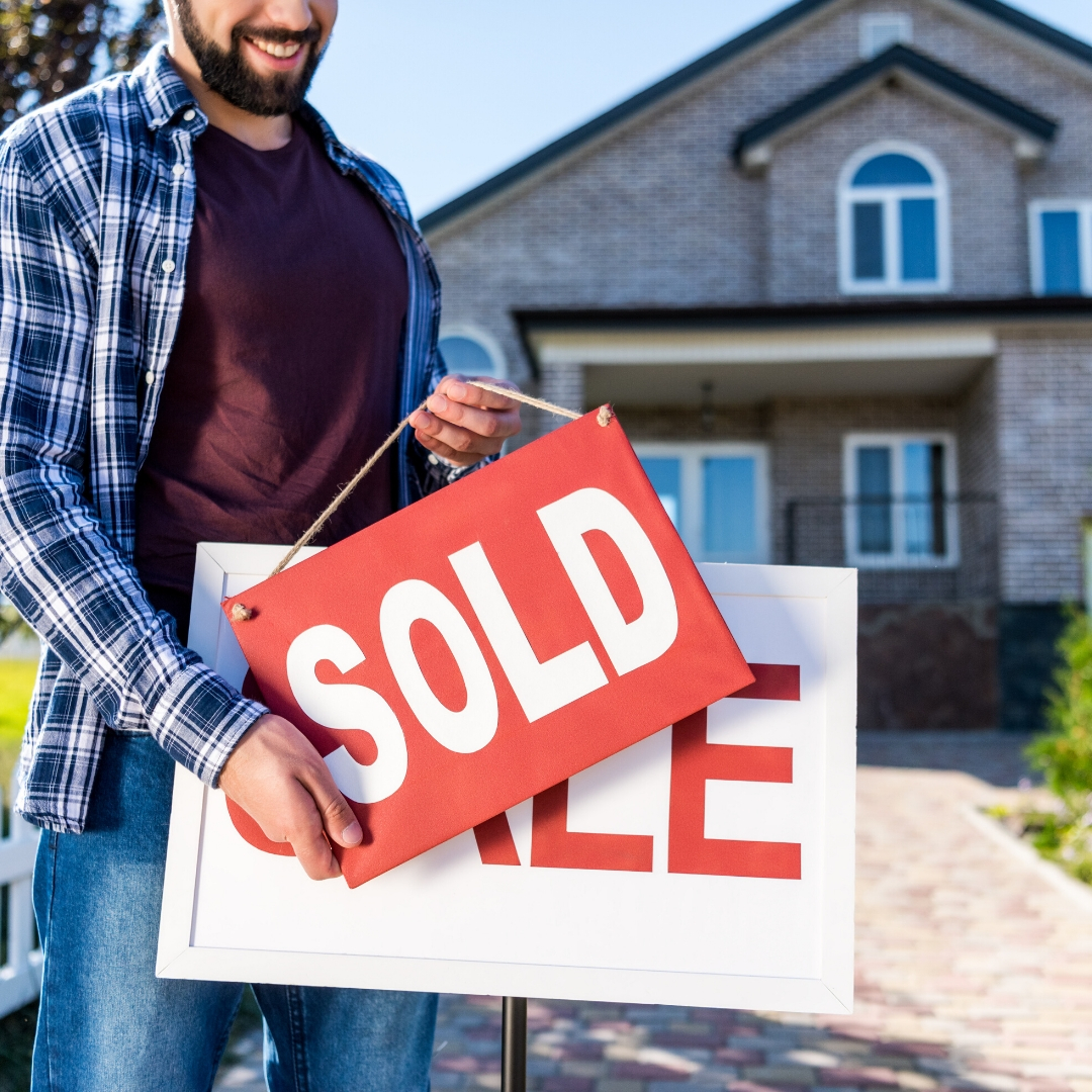 5 New Homeowner Mistakes You Can Easily Avoid (And How to Avoid Them) Main Photo