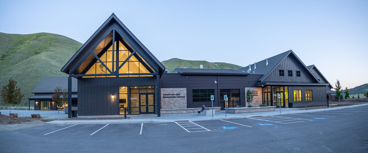 Coldwell Banker Distinctive Properties Proudly Supports Mountain Humane Main Photo