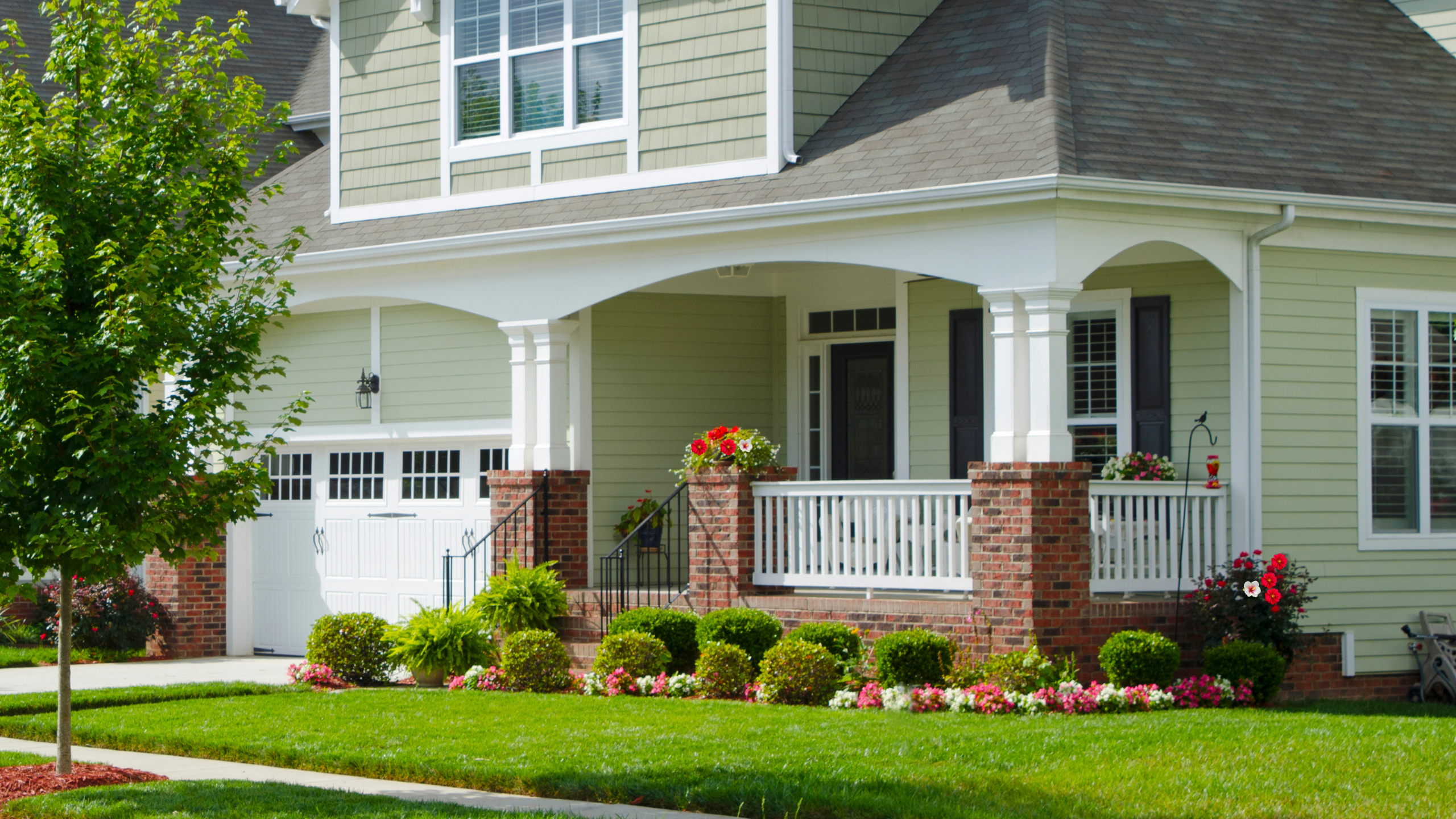 Barbara Curtis, Coldwell Banker McMahan Broker Associate