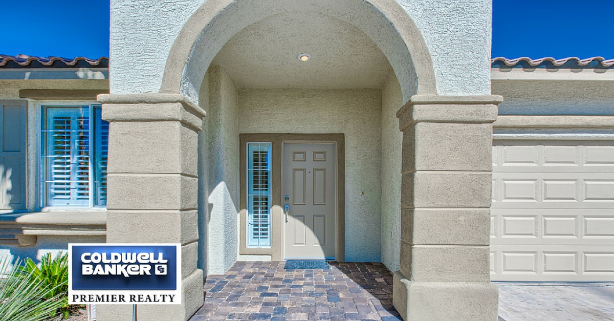 Simple Tips to Sell Your Home for the Right Price This Summer Main Photo