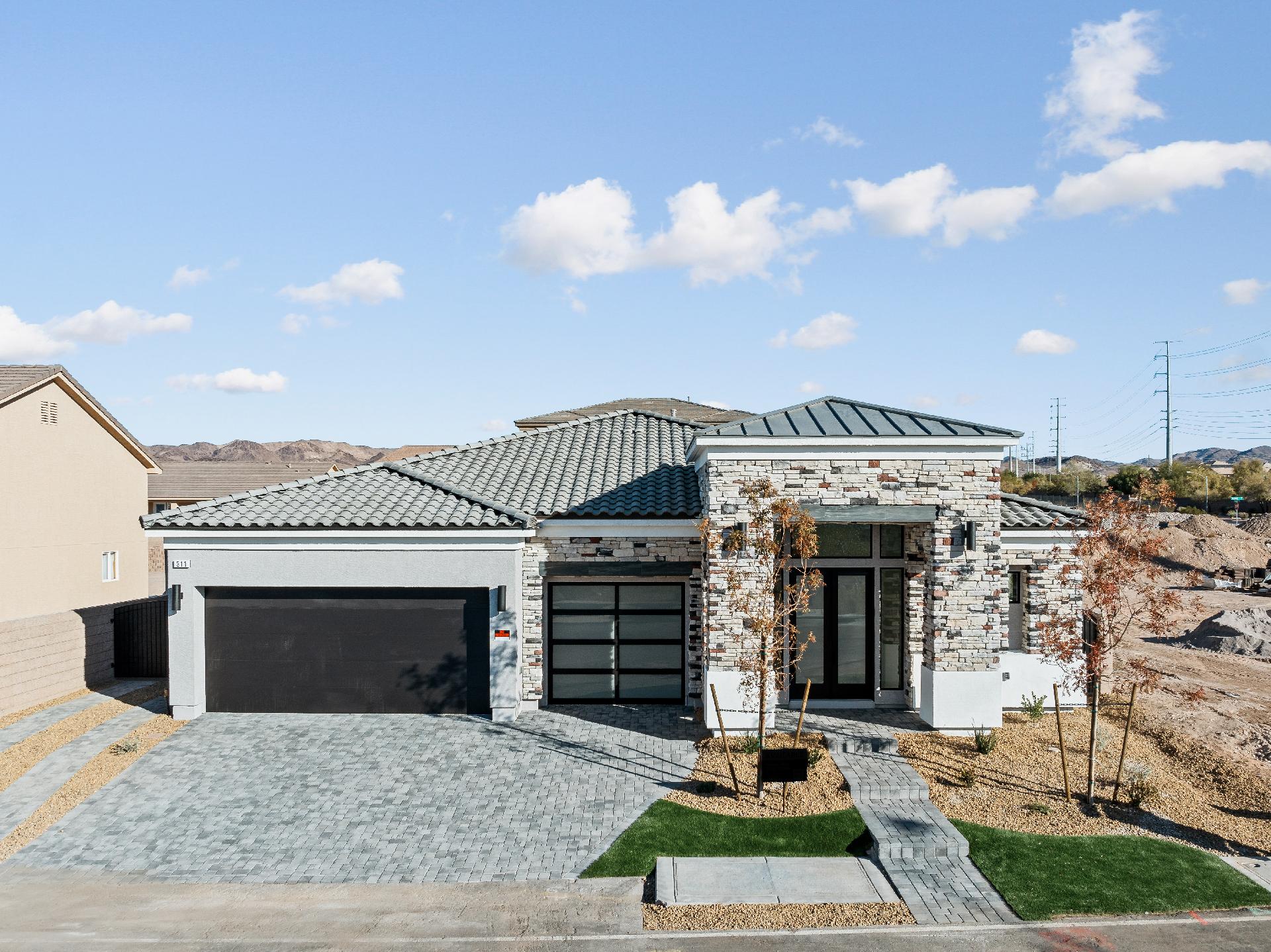 Is a Newly Built Home Right for You? Main Photo