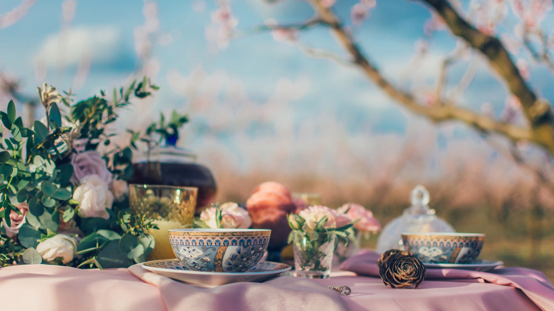Moms, Markets & Mad Tea Picture