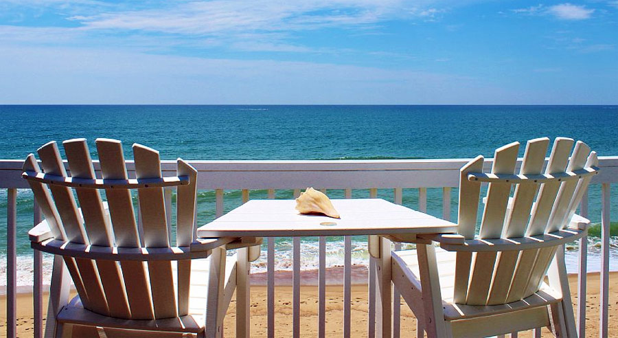 Making the Beach Your Permanent Home Main Photo