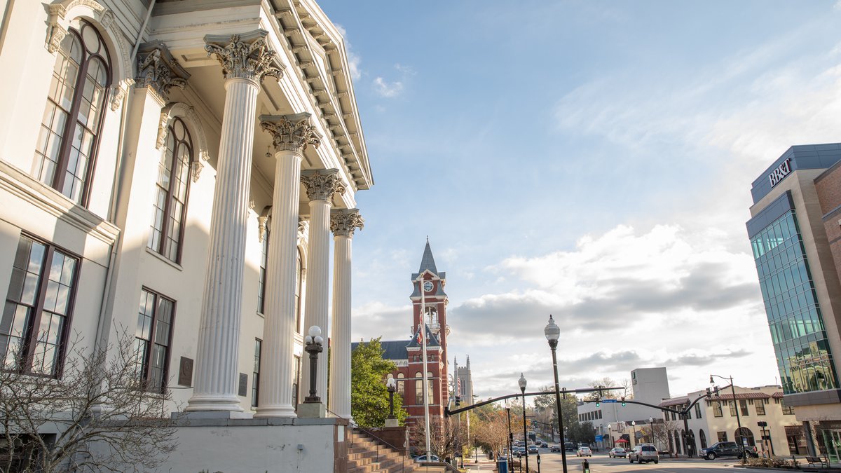 Short-term rental listings continue to rise in Wilmington Main Photo