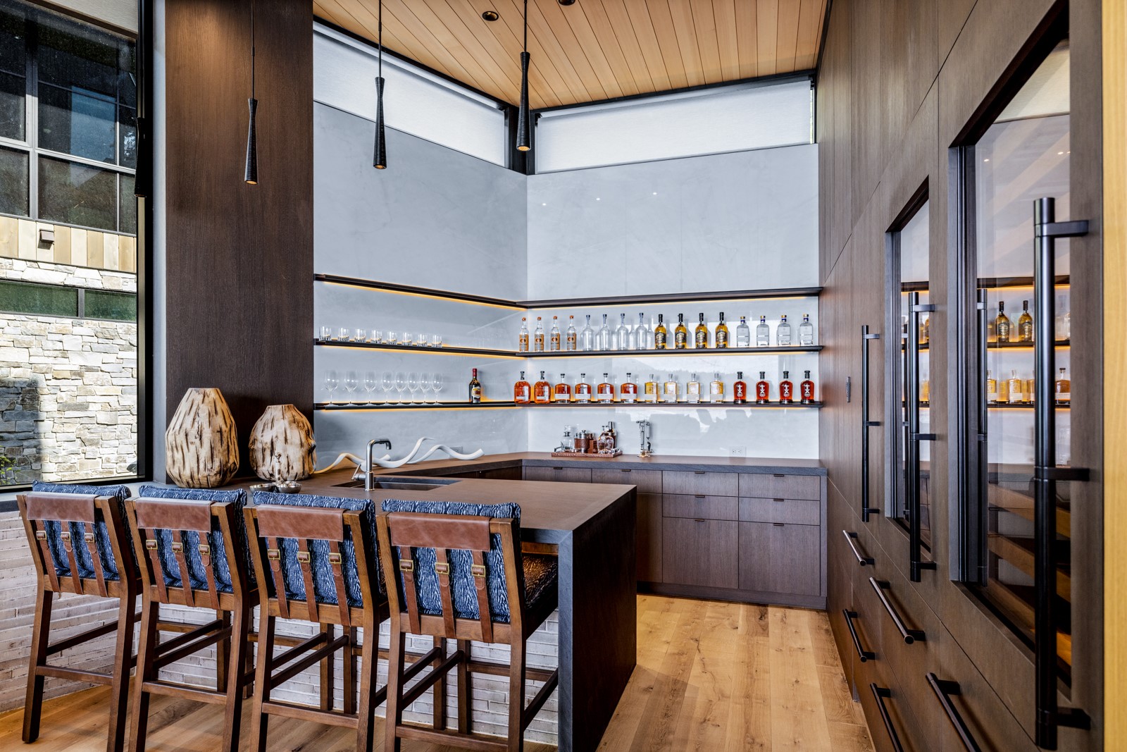 REAL ESTATE ROUNDUP: WINE-READY HOMES Picture