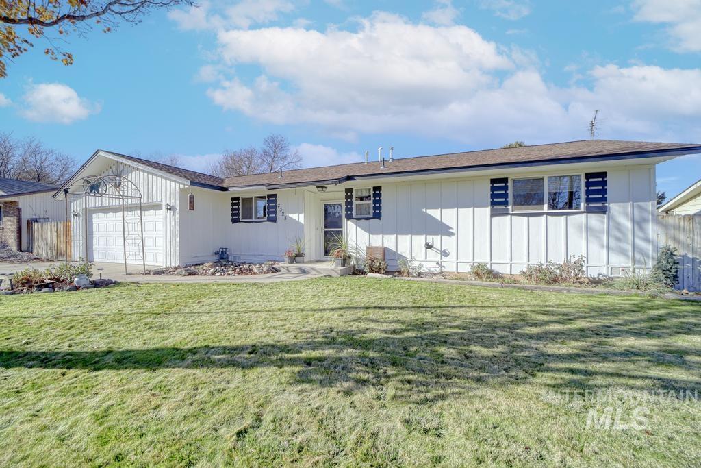 2323 Longbow Drive Property Photo 1