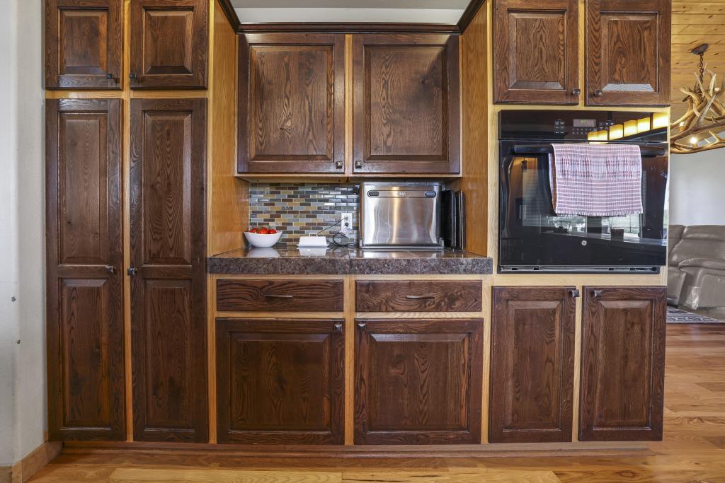 2097 E 2500 N Property Photo 12