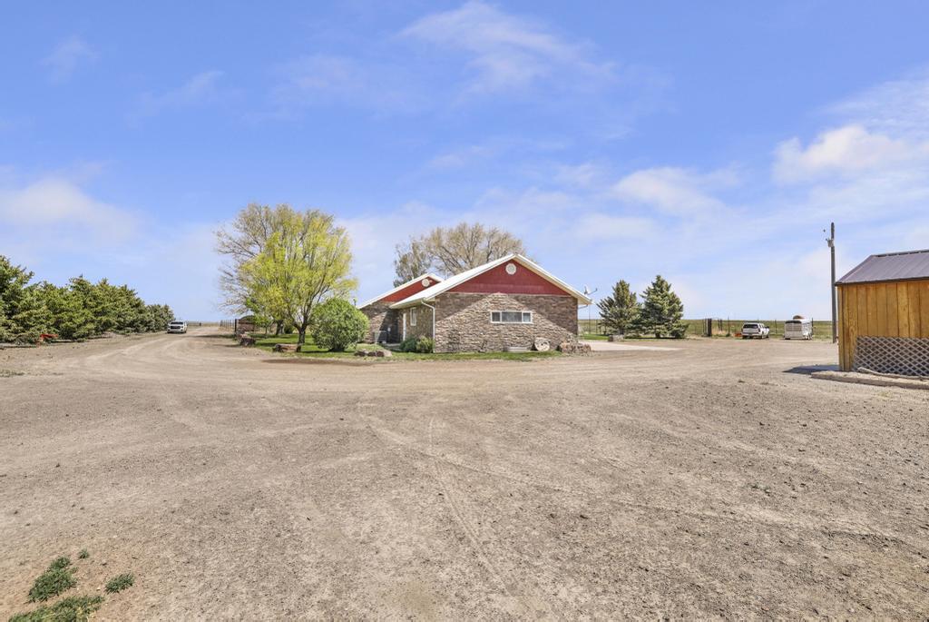 2097 E 2500 N Property Photo 49