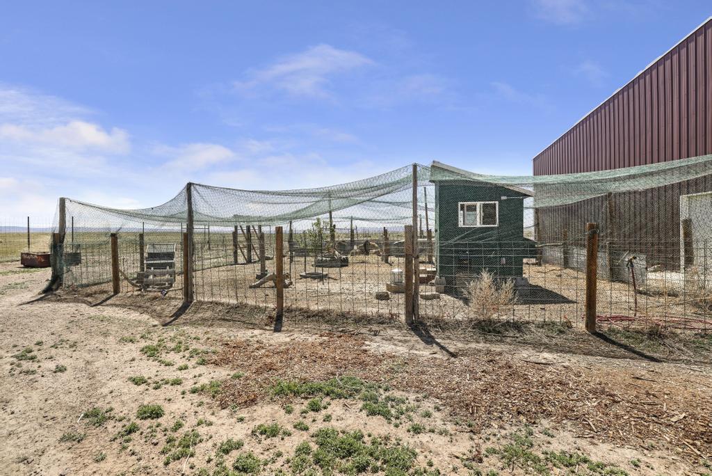 2097 E 2500 N Property Photo 63